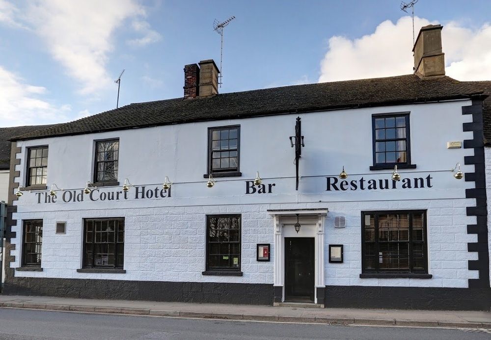 The Old Court Hotel Witney Exteriér fotografie